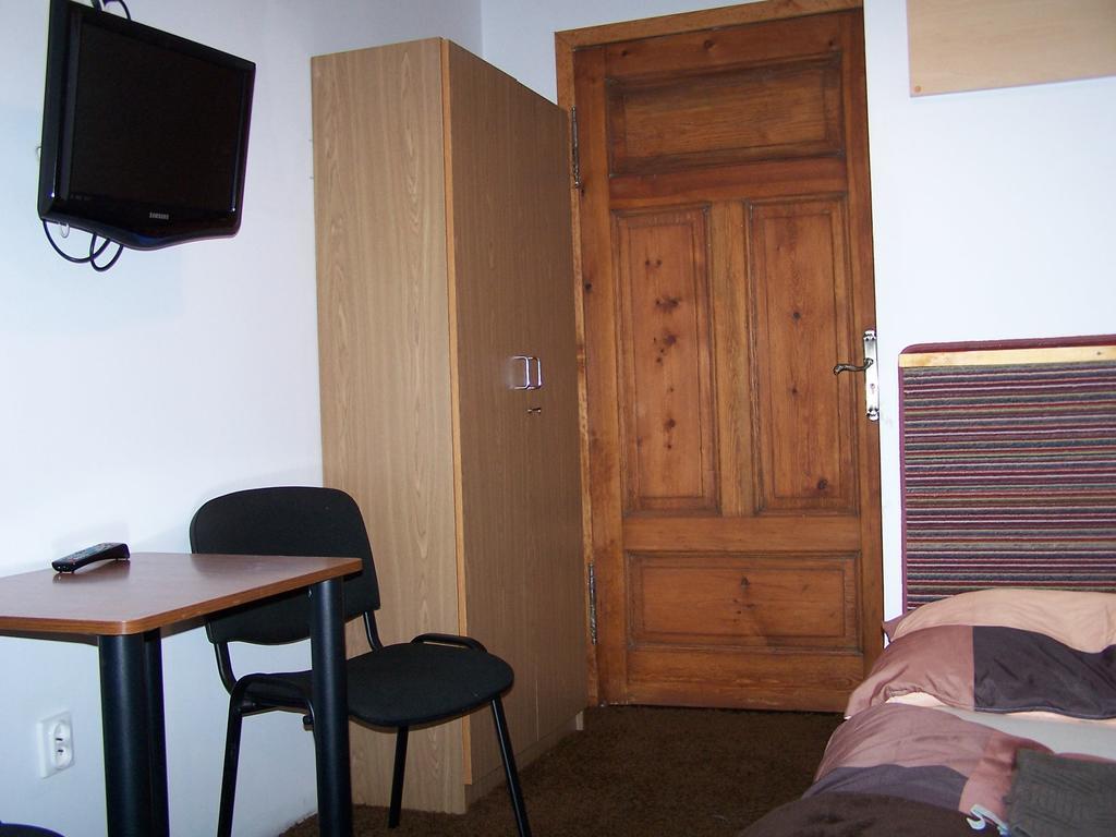 פוזנן Film Hostel חדר תמונה