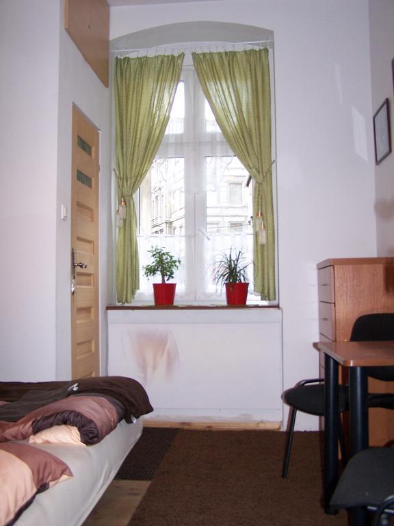 פוזנן Film Hostel חדר תמונה